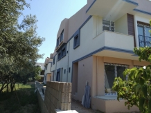 Bio Hanevler / URLA